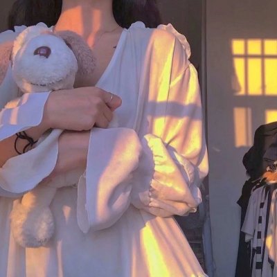 闺蜜情断似水流